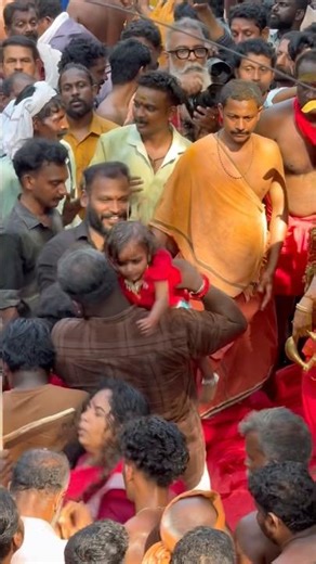 കണ്ണകി പെണ്ണ് #kaikottikkali #viral #kodungalloor #reels #kerala #bhojpuri #mudiyattam #nadanpattu