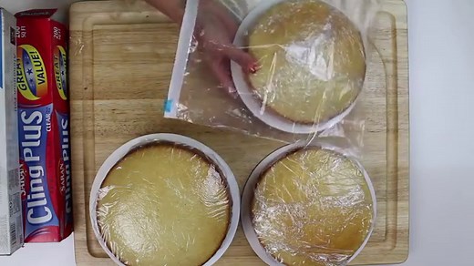 How To Freeze Cake Layers Before Frosting - Cake Decorist