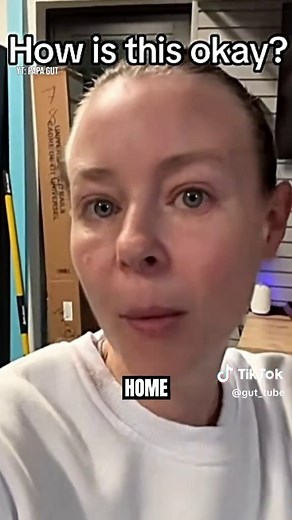 Divorced stay at home mom melts down over 50-50 custody decision
