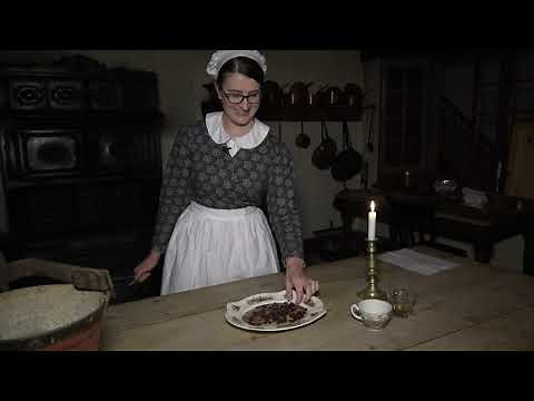 Family Christmas at Dundurn - Snapdragon Parlour Game