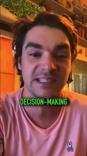 RJ Mitte of Breaking Bad talks about how he brought Walt Jr. to life 🎬