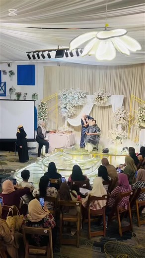 Bridal Workshop: Mastering Hair and Makeup Techniques