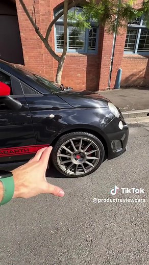 Fiat 500 vs Abarth: Key Differences Explained