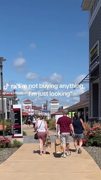 Exploring Wrentham Village Premium Outlets Shopping