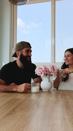 You’ve been cleaning with trash and it's time to stop. 🛑 Meet: Reusable Paper Towels by Papaya ✨ Just clean with it. ✨ Rinse it in the sink. ✨ Hang it to dry on the Papaya hook. Here’s why they are the ULTIMATE game changer: ✅ 1 sheet replaces 17 ROLLS of disposable paper towel (yes, you read that correctly!) ✅ They’re all natural AND 100% compostable ✅ They literally NEVER SMELL! 🍒 OH! The cherry on top, for all the skeptics out there…we have 5,000 5 star reviews! This isn’t just a paper towe