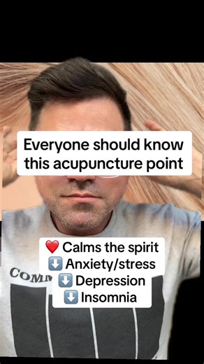 #greenscreen eEveryone should know this acupuncture point. Ear Shen Men controls the heart spirit and is one of Thebes’s points to use for almost anyone and everyone. It helps us to relax, destress, and improves our mood if we need it. The heart in Chinese medicine is considered the “Emperor”of the body and governs our mental and emotional health. You can use this acupressure technique anytime you are feeling acutely overwhelmed or proactively just to help yourself destress a little. Check with 