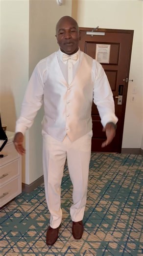 2.2K views · 26 reactions | Louis Howard on Reels | Facebook