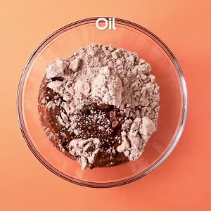 This Halloween Brownie Pizza is simple to make and will be a hit at any party! RECIPE: https://trib.al/1kTFNym | Holidays & Celebrations from Better Homes and Gardens