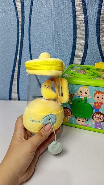satisfying Unique Banana 🍌 decompression toy