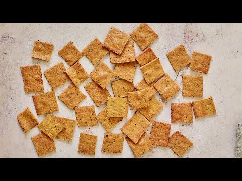 How To Make Crackers (Keto, Gluten-Free, Vegan, Healthy Recipe)