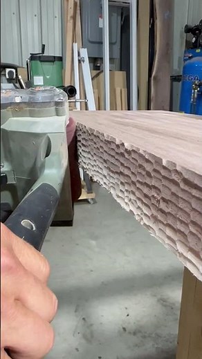 Using the Restorer tool with a 120 grit flapper wheel to smooth out this rough edge.👍😎