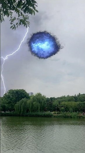 Extrasolar celestial bodies invade the universe,astronomy,planet,sense of oppression special ef