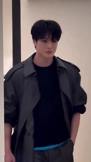 on my kness🧎🏻 #jeno #nctdream #fyp