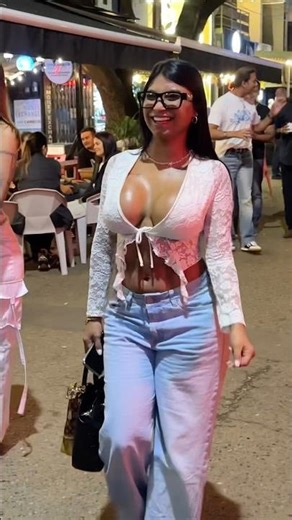 colombia nightlife walking tour