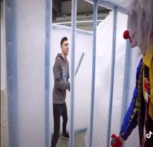 Indoor Wall Application Techniques for Textured Finishes