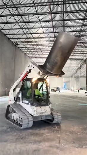 Funnel Bucket for Precise Aggregate Placement! #cooltools #construction #toolsofthetrade #tradeshow #landscaping | BYOT