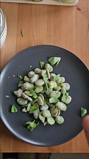 🌱 Pieczony bób z bazylią #bob #przepis #healthyfood #cooking #amr #pyszne #food #recipe