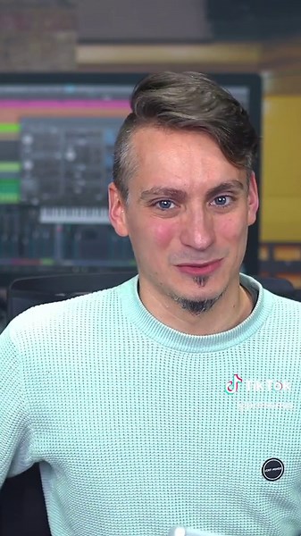 Utilizing automation to switch presets on your external MIDI gear in Studio One! Try #StudioOne free for 30 days at the 🔗 in bio. - #proaudio #recording #presonus