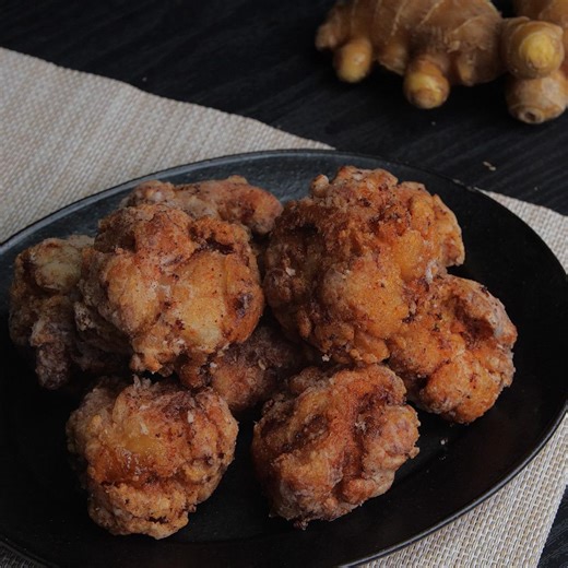 12K views · 112 reactions | 【しょうがでポカポカ！】寒い時に食べたい唐揚げ♡ / Ginger Fried Chicken レシピはこちら！https://www.buzzfeed.com/jp/redkikuchi/ginger-fried-chicken | Tasty Japan | Facebook