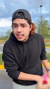 1.3M views · 65K reactions | Les Gusta El Labial❓ | Scarlett Guzmán | Facebook