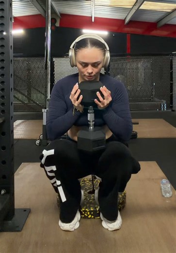 Drop your split below girls 💅