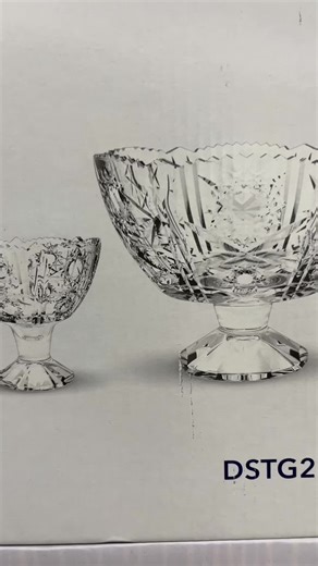 Add a touch of elegance to your table ✨ The Delisoga Deli Glassware 7-Piece Set features beautifully cut crystal-style bowls, perfect for desserts, fruits, or special occasions. A timeless design that elevates everyday serving and makes every moment feel special. #Delisoga #DeliGlassware #Glassware #CrystalStyle #Tableware