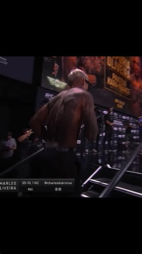 Ilia Topuria vs Charles Oliveira Fight Analysis