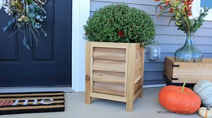 How to Build DIY Louvered Planter Boxes--{In 4 Steps With Just 2 Tools!}