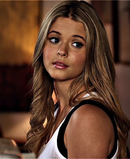 Exploring Emison's Sleepover Moments in Pretty Little Liars