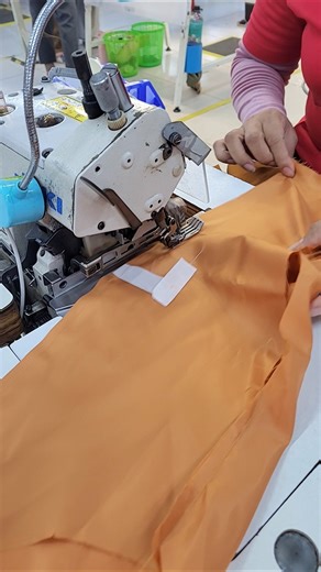 Overlock Sewing machine