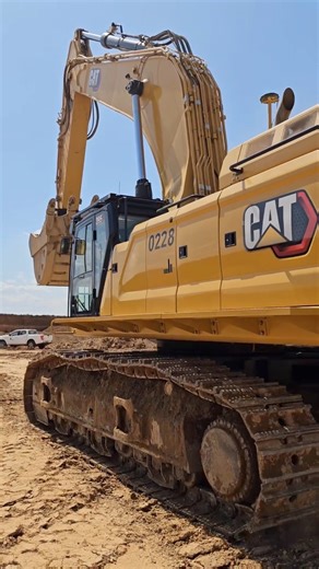 3.1K views · 54 reactions | CAT 395 NEX GEN........#CATERPILLAR #CATERPILLARESPAÑA #HEAVYDUTY #EARTMOVING #CAT395 | Excavator drivers - sailors | Facebook