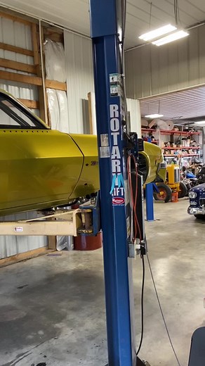 Comparing Mickey Thompson Slicks vs Pro Bracket Radials for Improved 60ft