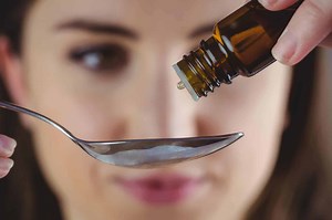 This Simple 3 Ingredient Recipe Helps You Fall Asleep In MINUTES