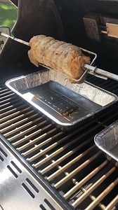 As if the Weber Genesis II could get any better!? With a Dual Rotisserie attachment, your cooking options just got a whole lot better 😎 | Weber Middle East