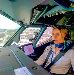 294K views · 10K reactions | ✈️ Boeing 737MAX landing in Tromso Norway #pilot #pilotlife #femalepilot #avgeek #justplanes #tromso #norway #boeing #boeing737 | Just Planes | Facebook