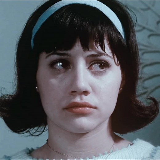 Exploring the Aesthetic World of Sad Girls | Daisy Randone, Brittany Murphy