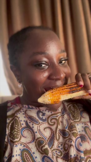 The kind song you chop maize and coconut with 🤣🌽🥥 Oya Oh! Is now out of streaming sites y'all 🥳 Go and listen and please share it 🥹 I'm gonna post the dance challenge very soon so make una prepare ooo 😁😁😁🕺🏿💃🏿🤸🏿