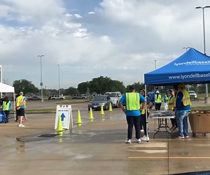LyondellBasell teamed up Compudopt Houston to distribute 350 laptops to students of Pasadena Independent School District – the largest distribution this year! These computers will provide endless possibilities now at their fingertips! #RecycleTech #DigitalDivide #DigitalEquity #LYBGivesBack | LyondellBasell