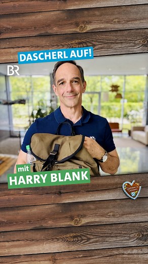 So @herrharryblank, jetzt wird’s ernst: Was hast du eigentlich alles in deim Dascherl?! . Auf welche Dinge könnt ihr unterwegs nicht verzichten? | Dahoam is Dahoam