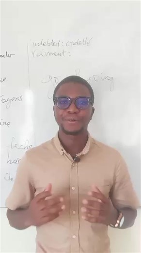 English In ESL learning, reading plays a crucial role in acquiring vocabulary in context, improving pronunciation, and sometimes enhancing speaking skills. At PLC, we provide highly personalized support thanks to our small class sizes. Join our next cohort starting on March 9. ............................................... French Dans l’apprentissage de l’anglais langue seconde, la lecture est essentielle pour l’acquisition du vocabulaire en contexte, l’amélioration de la prononciation et parfo