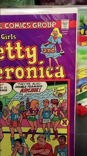 Archie girls, Betty and Veronica, 1984 Archies comics #328