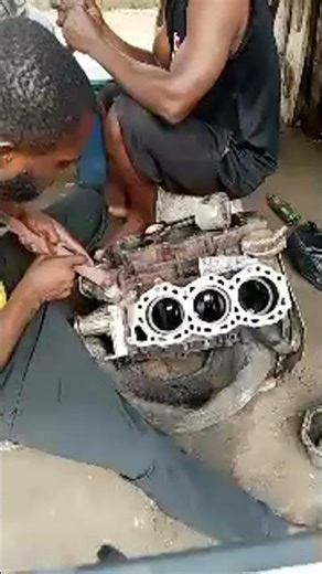 filing of rings. V6 engine #automobile #carmaintenance #mechanic