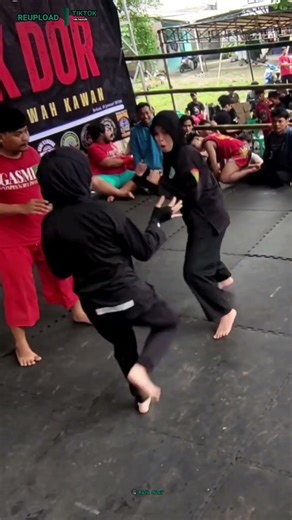 Tradisi Pencak Dor dan Pagarnusa yang Menarik #olahragapencaksilat #pencakdor #silatchampionship