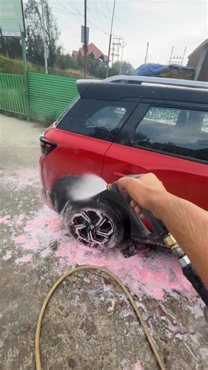 #TenUnknownFactsAboutBMW #trendingreels #reelsinstagram #trendingaudio #explorepage #washing #instagood #viral #trending #royalcarwash | Royal car wash