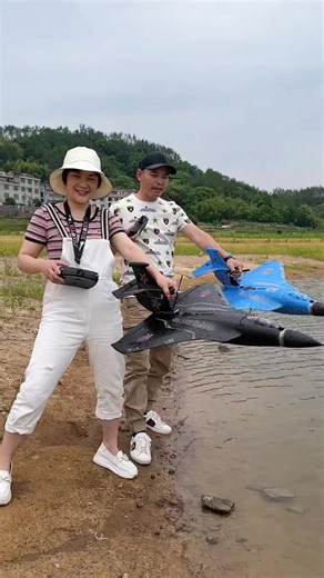 #航模飞机 #遥控飞机 #航模 #战斗机 #轰炸机