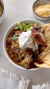 268K views · 1.1K reactions | Slow Cooker Chicken Taco Chili | Skinnytaste | Facebook