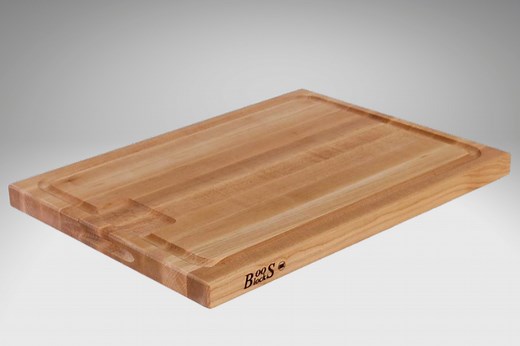 What Kind of Cutting Board Does Gordon Ramsay Use: His Top Choice
