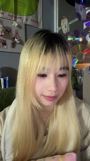 Shut up my moms calling👻 #shutupmymomscalling #singer #fyp