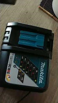 Makita DC18RC