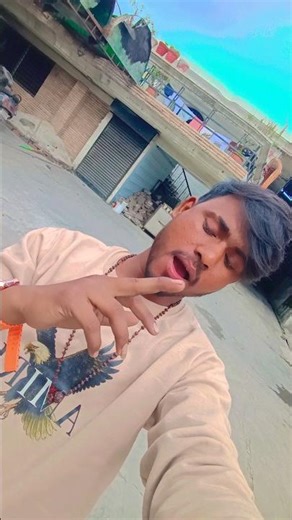 Aankhon se baat hoti status video viral